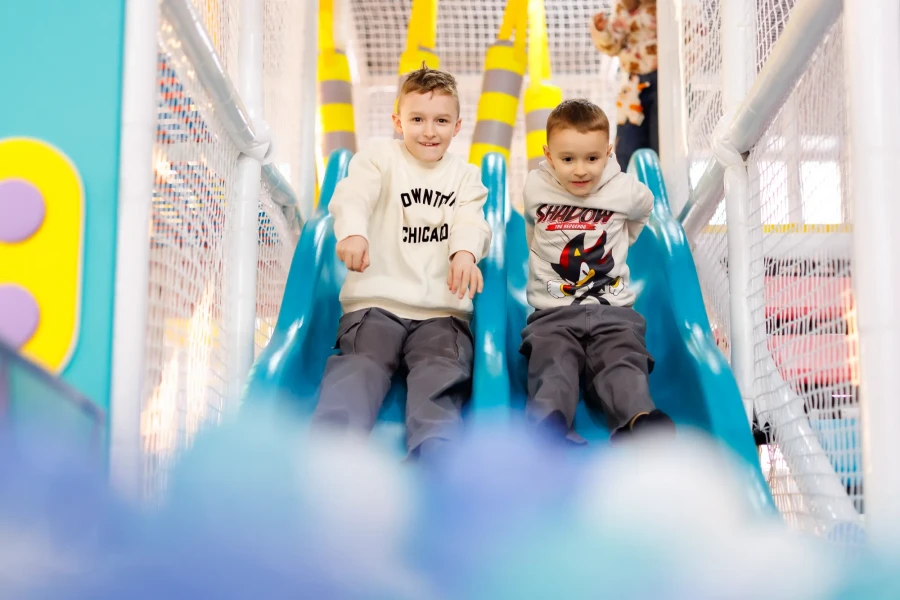 Loc de joacă Timișoara – Inovo Play | Petreceri copii & închiriere spațiu joacă