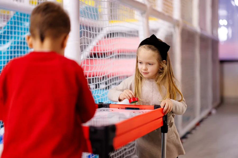 Loc de joacă Timișoara – Inovo Play | Petreceri copii & închiriere spațiu joacă