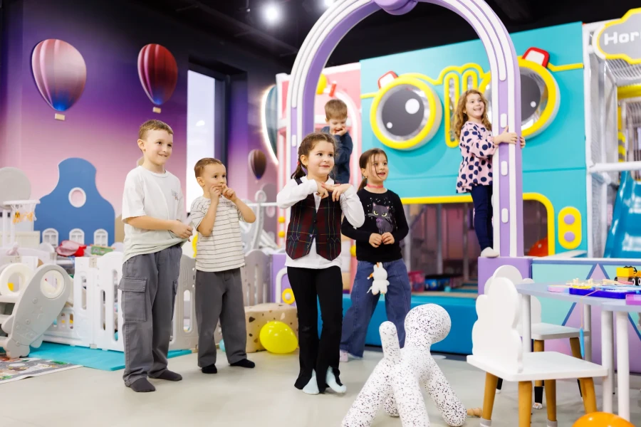 Loc de joacă Timișoara – Inovo Play | Petreceri copii & închiriere spațiu joacă